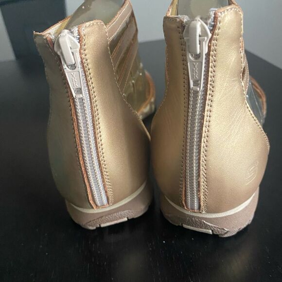 Women’s Skechers Strappy Sandal gold size 9 - Picture 4 of 7